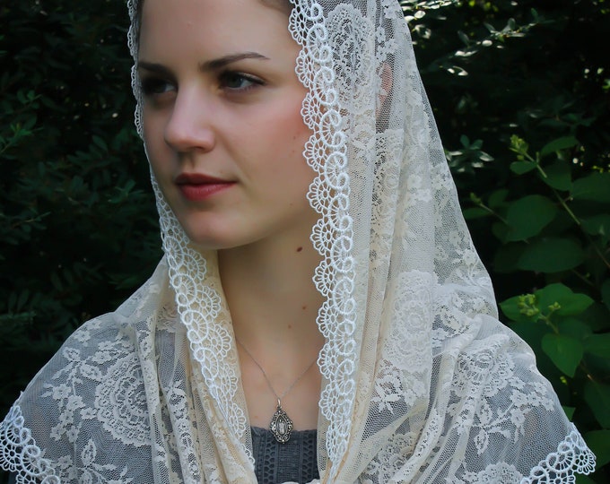 ready-to-ship-evintageveils