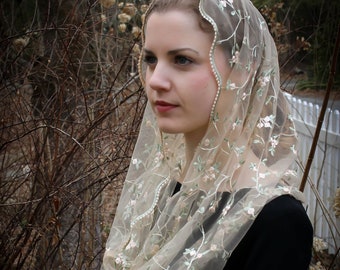 Evintage Veils~  St. Therese Little Flower Lt.  Ivory +  FIVE Colors Embroidered Lace Chapel Veil Mantilla Infinity Veil