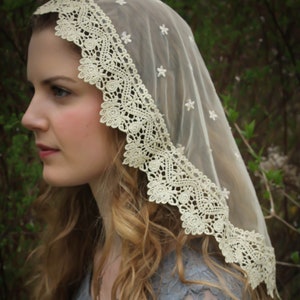 Evintage Veils~READY TO SHIP Elegant Gold Princess Style Traditional Catholic Embroidered  Lace  Mantilla Chapel Veil