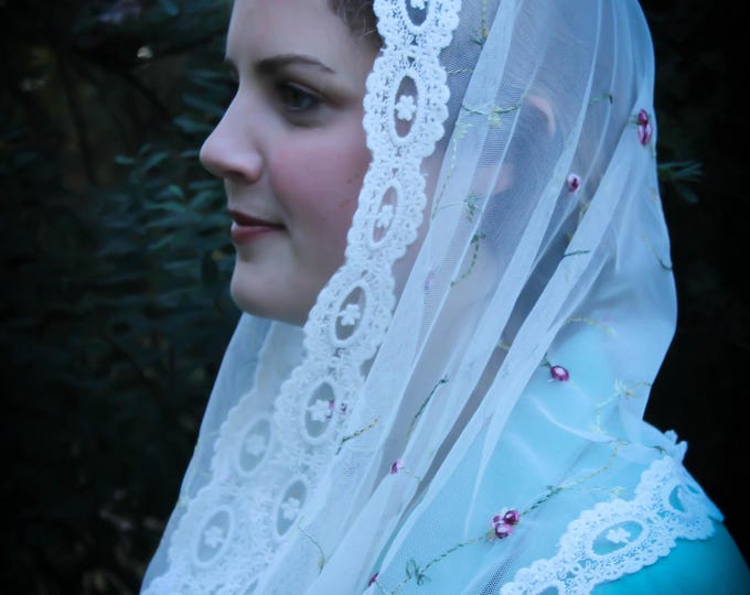Evintage Veils~ St Therese Ivory Floral Cameo Lace Trim Mantilla Chapel Veil  Infinity Veil