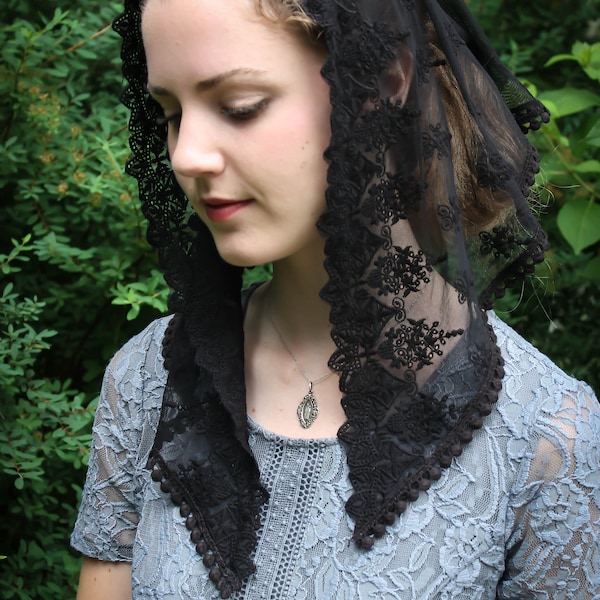 Evintage Veils: "Our Lady of the Doves"  Lace Small Triangle Mantilla Chapel Veil Black Embroidered Lace