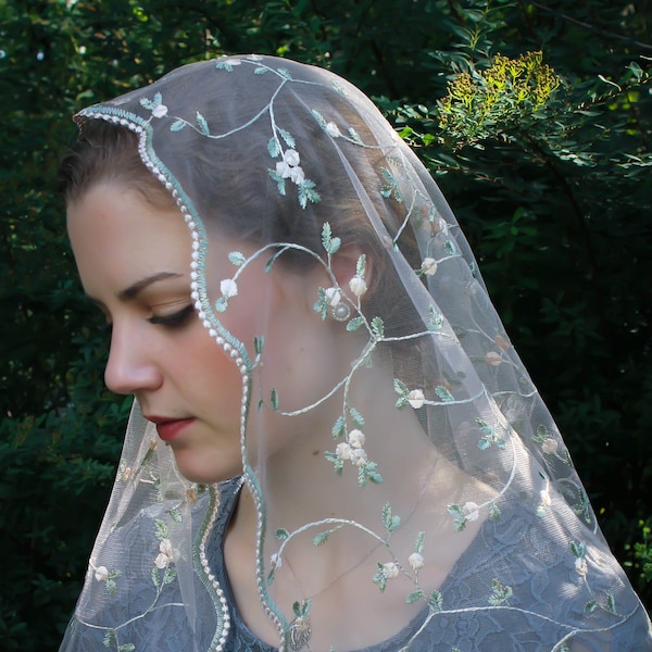 mantilla shawl