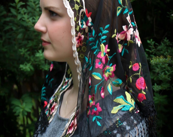 Evintage Veils~ READY TO SHIP "Beloved" Triangle Shaped Embroidered  Lace Chapel Veil Mantilla