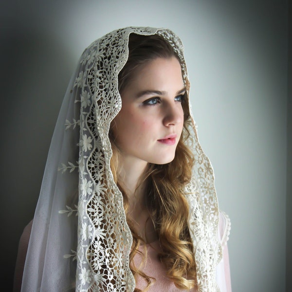 Evintage Veils~ Traditional Soft Lace French Chapel Veil Mantilla:  Ivory or Black Wrap