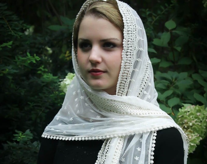Evintage Veils~ Stella Maris Ivory OR Black  Wrap-Style Chapel Veil Mantilla Latin Mass