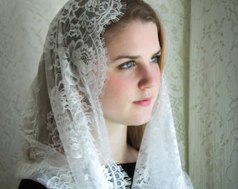 Evintage Veils~ Cream White Spanish  Lace Chapel Veil Mantilla Infinity Veil Latin Mass