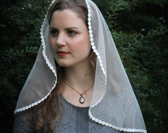 Evintage Veils~Light Ivory Venice "Pearls" Trim  Lace Long  First Communion Confirmation Bridal  Chapel Veil Mantilla  Latin Mass