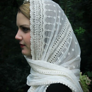 Evintage Veils READY TO SHIP Stella Maris Ivory or Black Wrap-Style Chapel Veil Mantilla Latin Mass image 3