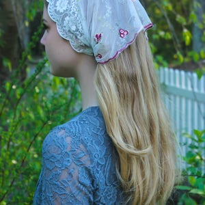 Evintage Veils St. Therese Little Flower& Lace Vintage-Inspired Headband Kerchief Tie-style Head Covering Church Veil image 6