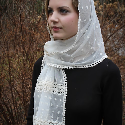 Evintage Veils~READY TO SHIP  Stella Maris Ivory or Black  Small Wrap-Style Chapel Veil Mantilla Latin Mass