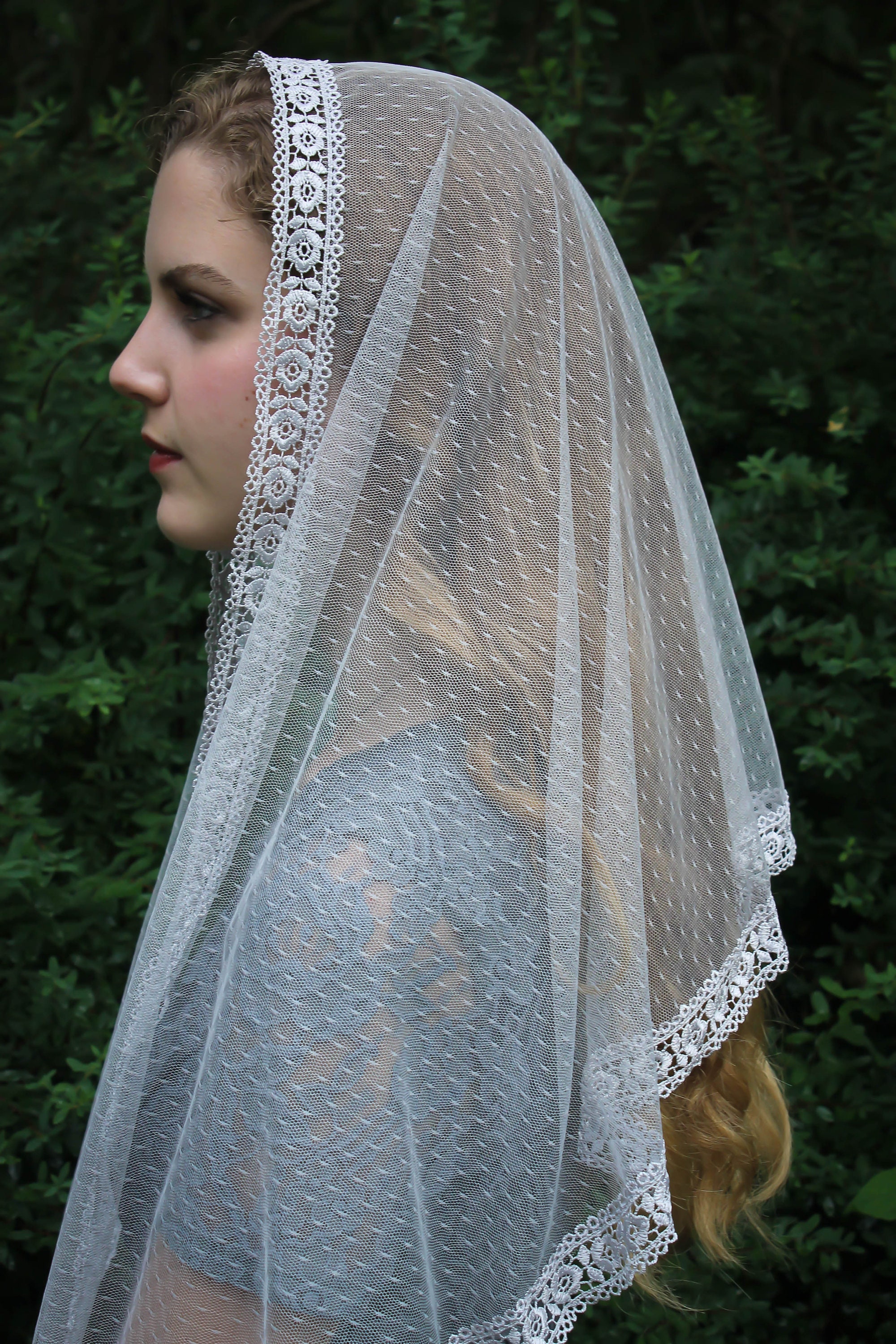Evintage Veils Silver Gray Floral Lace Vintage Inspired Lace Chapel
