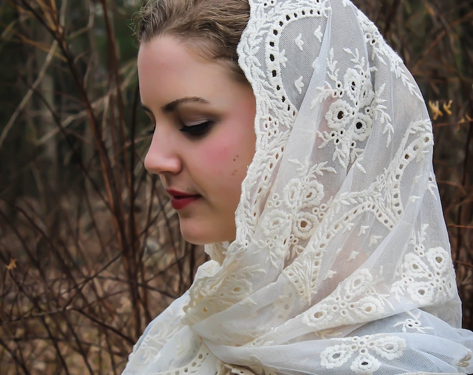 Evintage Veils~ Our Lady of Fatima Ivory Embroidered  Lace Chapel Veil Mantilla Wrap Style Veil  Latin Mass