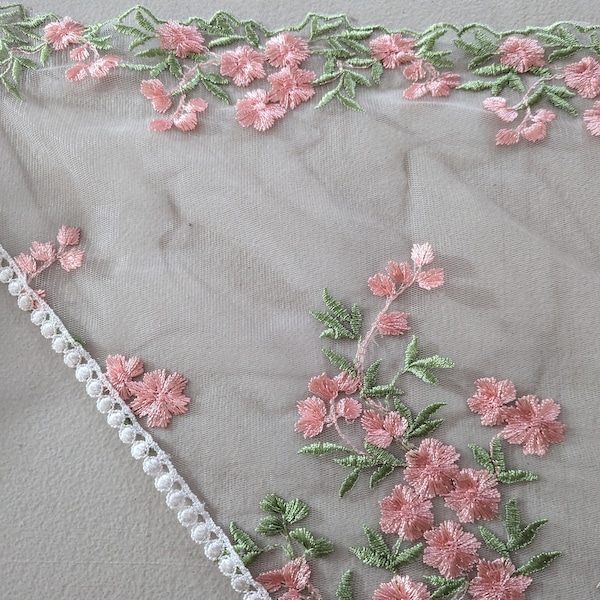 Evintage Veils: Girls/Adult St Therese Little Flower Vintage-Inspired   Embroidered Lace Triangle Chapel Veil