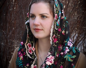Evintage Veils~ READY TO SHIP "Beloved"   Infinity Veil Embroidered  Lace Chapel Veil Mantilla