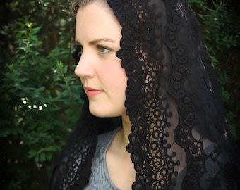 Evintage Veils~ Our Lady of Guadalupe  Black or Ivory D Chapel Veil Mantilla Latin Mass