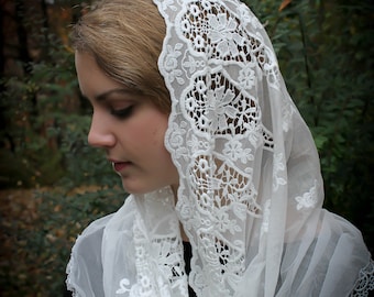 Evintage Veils~Joyful Mysteries  Embroidered Roses  Cream White: D Shape OR Wrap-Style Chapel Veil Mantilla Latin Mass