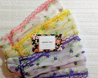 Evintage Veils~ St Therese Little Flower Headwrap Embroidered Rose/White Floral  Lace Headband Kerchief Tie-style Head Covering Church Veil