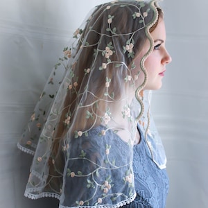 Evintage VeilsREADY TO SHIP Traditional D Shape Veil St. Therese Little Flower Marian Blue or Blush Rose Chapel Veil D Shape image 9