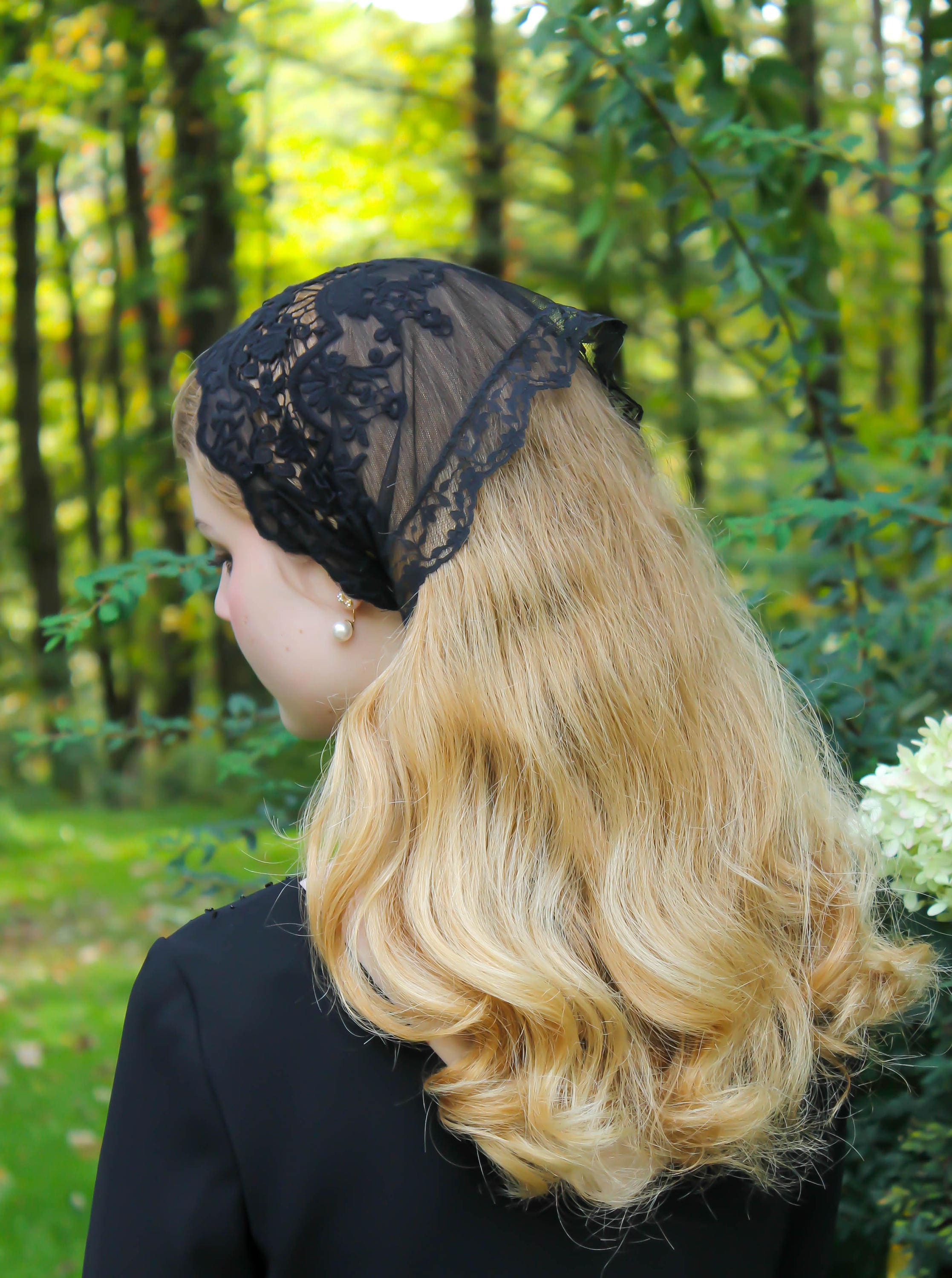 Evintage Veils So Soft Headwrap Embroidered Black Victorian Style Lace