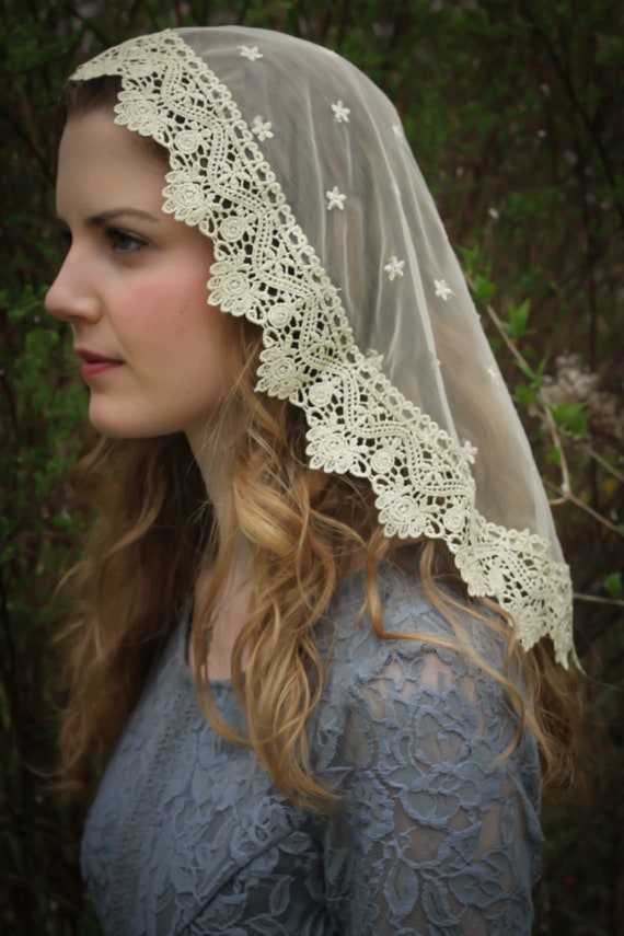 Floral Lace Mantillas with Longer Sides - Veils by Lily