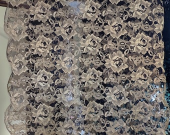 Evintage Veils- Gold Lace True Vintage Rectangle Mantilla Chapel Veil