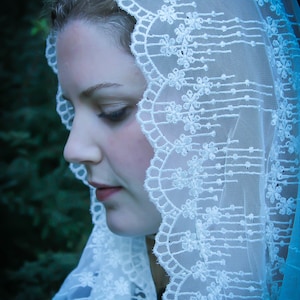 Evintage Veils~ NOT QUITE PERFECT   Regina Caeli Scalloped Soft Ivory Lace Infinity  Veil Vintage Inspired Lace Chapel Veil Scarf Mantilla