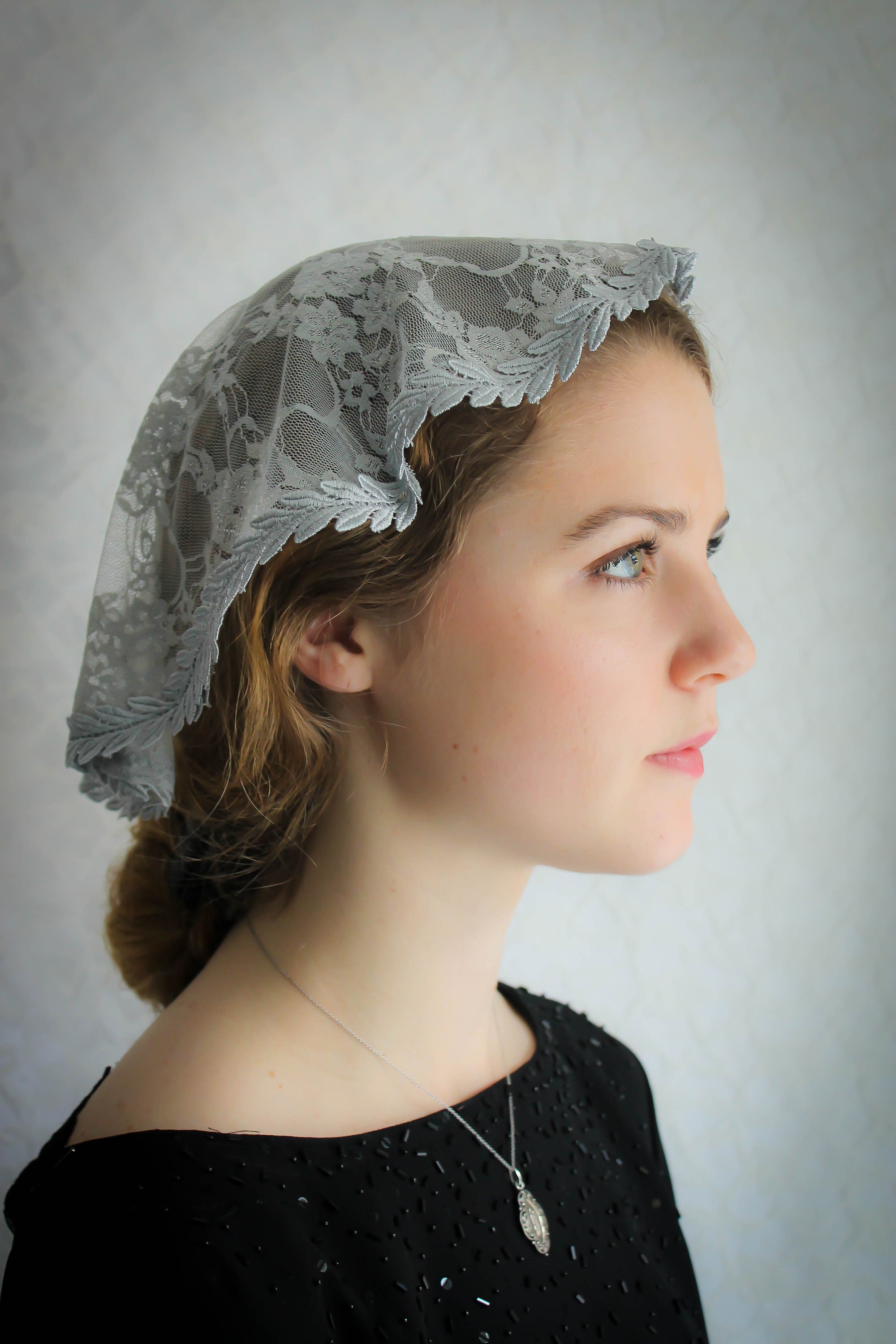 Evintage Veils~READY TO SHIP Princess Style Frost Gray Laurel Leaf ...