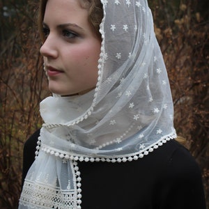 Evintage Veils Stella Maris Ivory or Black Small Wrap-Style Chapel Veil Mantilla Latin Mass image 3