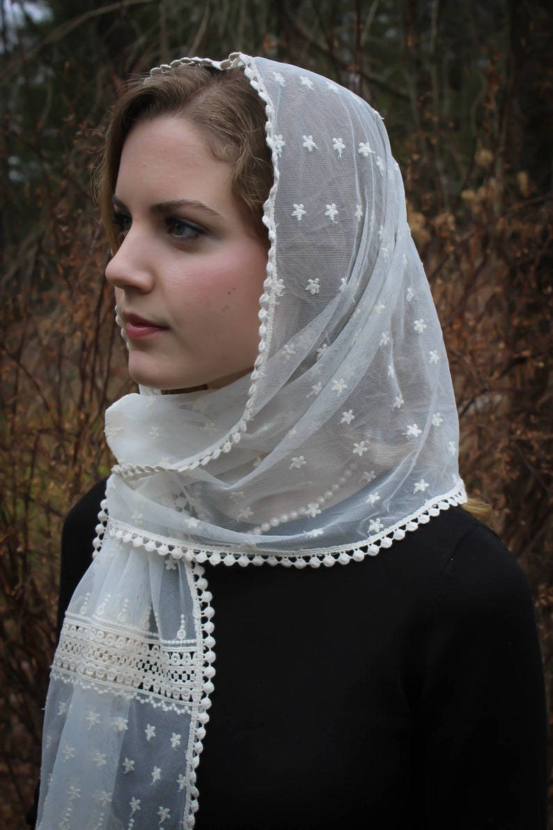 Evintage Veils Stella Maris Ivory or Black Small Wrap-Style Chapel Veil Mantilla Latin Mass image 3