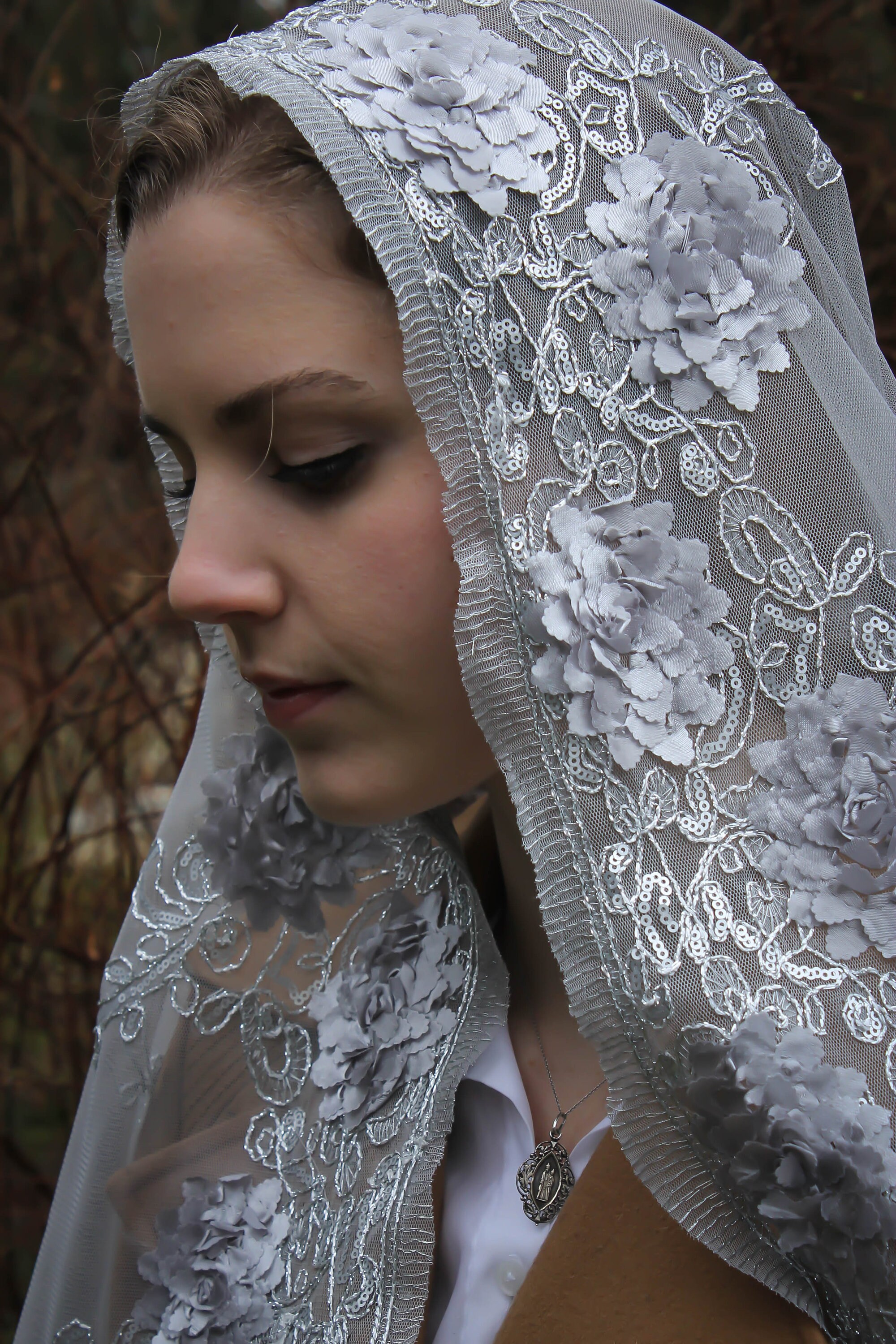 Evintage Veils Queen of Peace Soft Roses Silver Gray Embroidered Lace