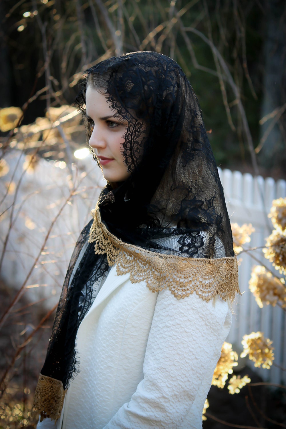 Mantilla Lace Veil (#Tyana) | Dream Dresses by PMN Chapel