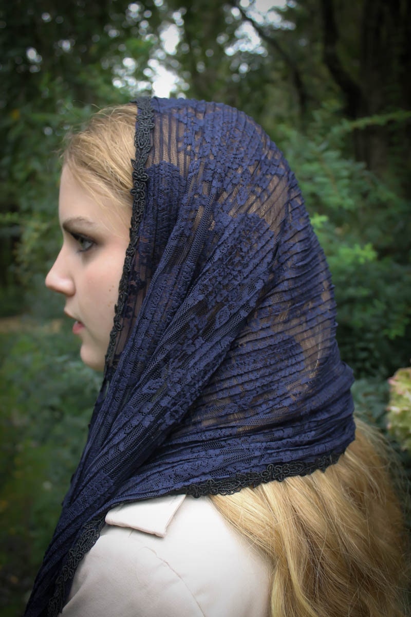 Evintage Veils Navy Blue Medallion Lace Wrap Mantilla Floral Vintage