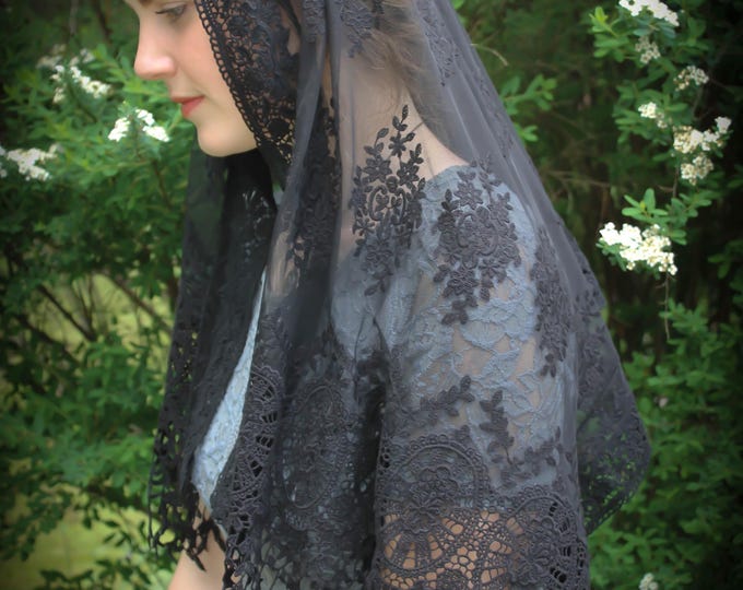 Evintage Veils~ Mater Dei Soft Black Chapel Veil Mantilla Crochet Fringe Edge Veil