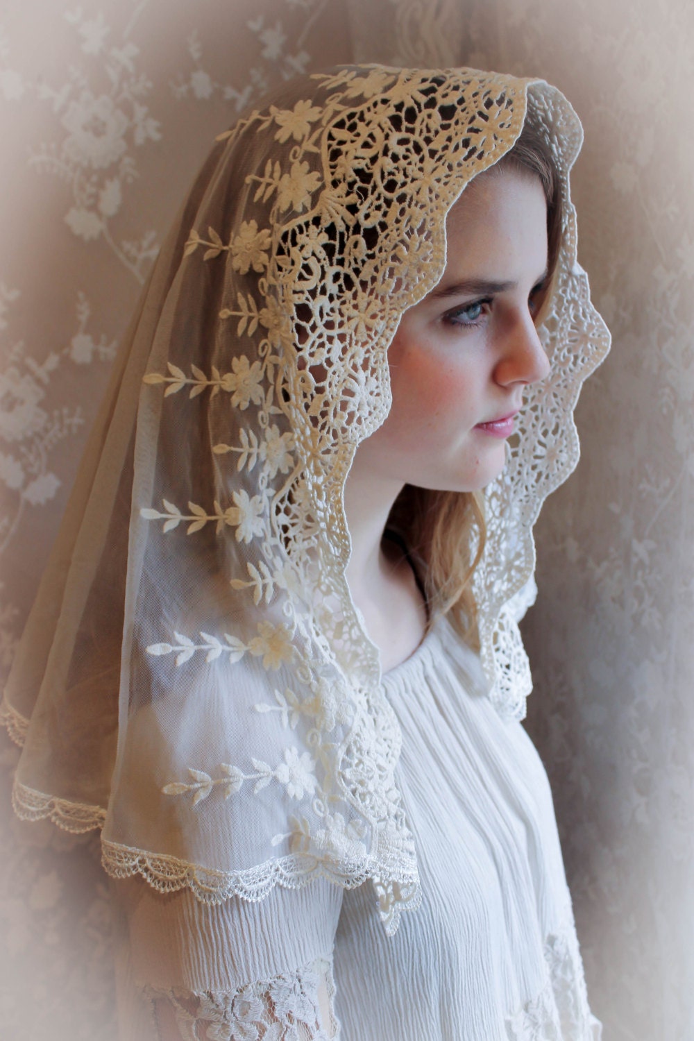 Mantilla Veil, Traditional Lace Wedding Veil