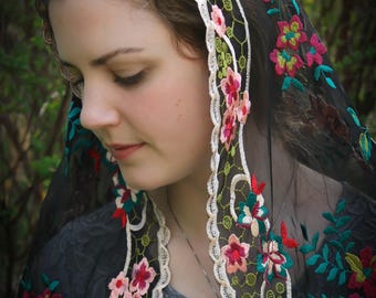 Evintage Veils~ READY TO SHIP "Beloved" D Shaped Embroidered  Lace Chapel Veil Mantilla