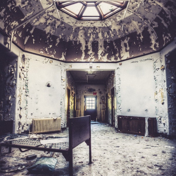 Abandoned Hospital Wing.  Urbex, urban decay photography