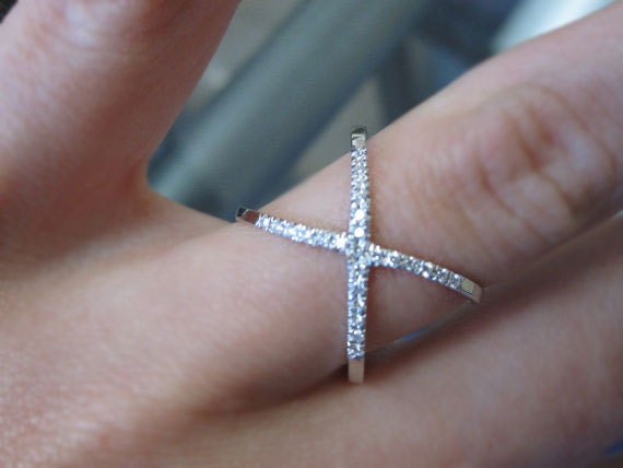 14K Gold Diamond Criss Cross X Orbit Fashion Ring Crossing Loop