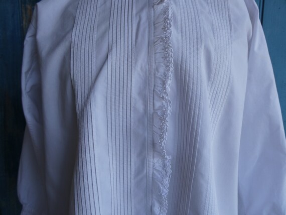 Vintage French Crisp White Cotton Ruffle Chemisie… - image 3