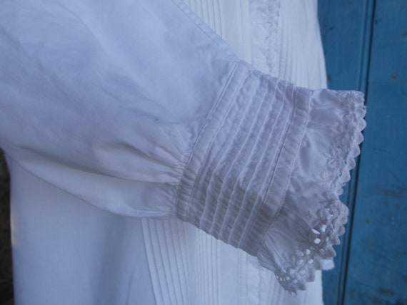 Vintage French Crisp White Cotton Ruffle Chemisie… - image 7