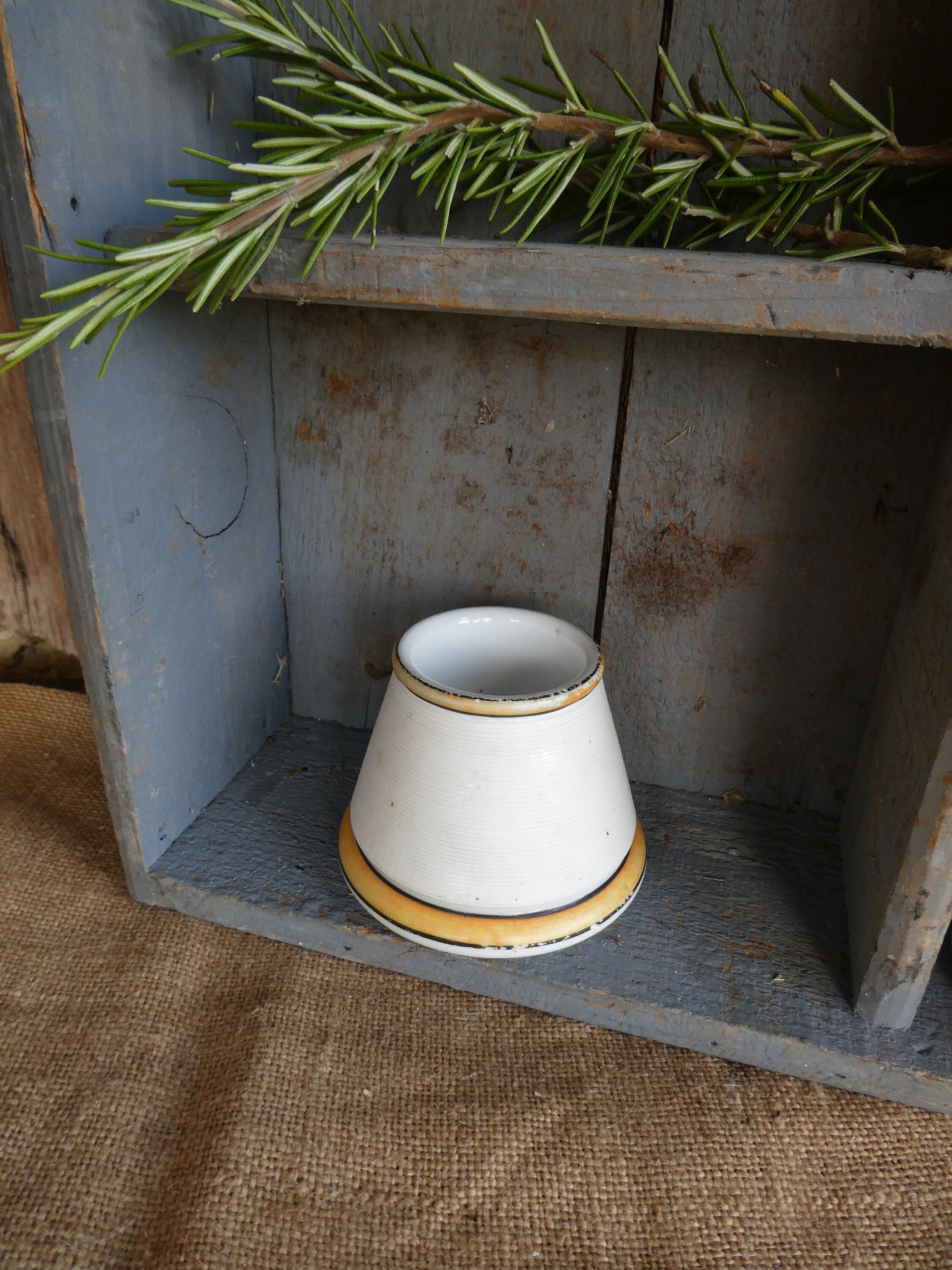 Rare Antique 19Thc Français Valentine Porcelaine Nervurée Match Striker Pyrogene, Barware, Décoratio