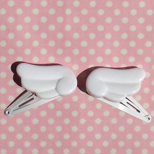 Pretty Angel wings hair clips in white