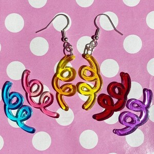 Kawaii coil earrings in pink blue red purple and yellow
