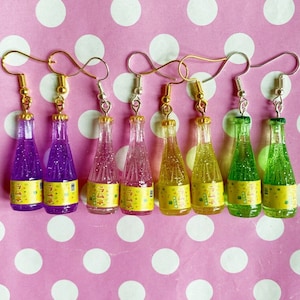 Japanische Getränk Flasche Ohrringe Haken Ohrstecker oder Clip auf rosa grün lila oder gelb Sodapop