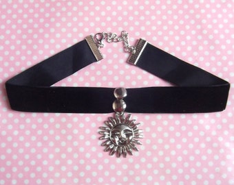 90s velvet silver sun choker