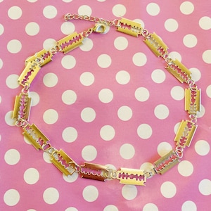 Razor blade choker necklace
