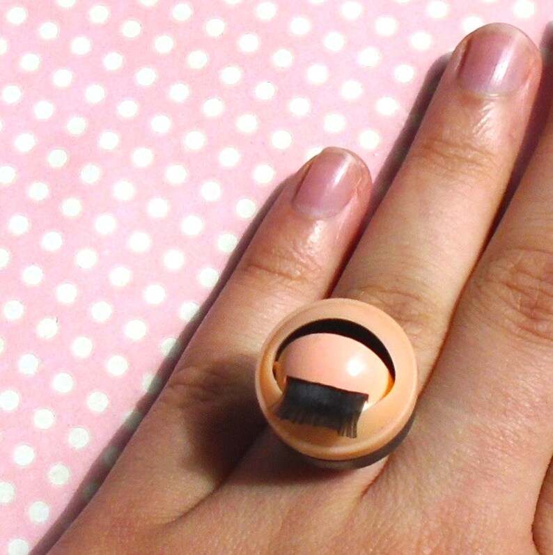I am doll eyes ring