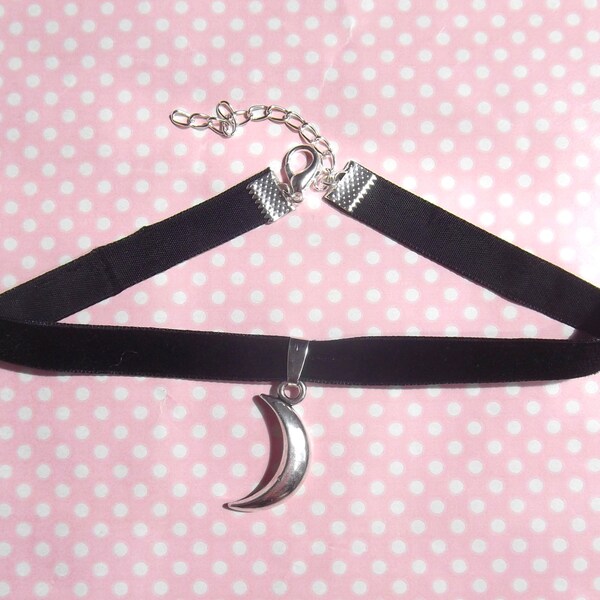 LAST ONE! Silver crescent moon velvet choker in a choice of colours
