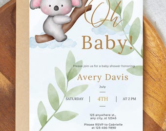 Könnte beinhalten: Babyparty-Einladung mit einem Aquarell-Koala auf einem Ast. Die Einladung enthält den Text "Oh Baby!" in goldener Schrift sowie Details zur Veranstaltung. Das Design integriert grünes Laub.