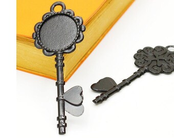 Black Filigree Heart Key Colgante Charm / Finding, Bandeja de ajuste de base redonda, Ajuste de cabujón / imagen / cameo, Fabricación de joyas de accesorios de bricolaje