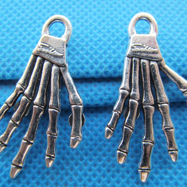 19mmx36mm plata antigua tono /antiguo bronce filigrana cráneo mano colgante encanto / hallazgo, diy accesorio jewellry haciendo